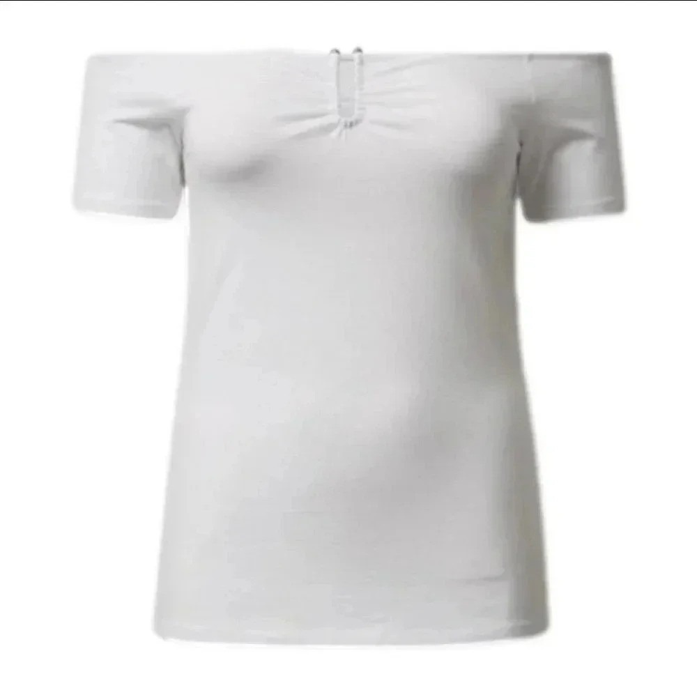 Torrid White off the‎ shoulder blouse Size  2X